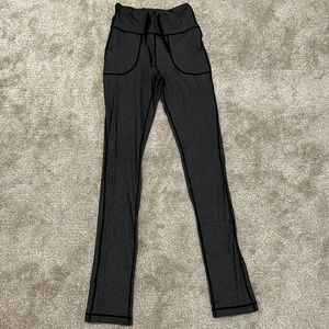 Lululemon size 6 - super high rise long pant leggings with pockets and tie waist